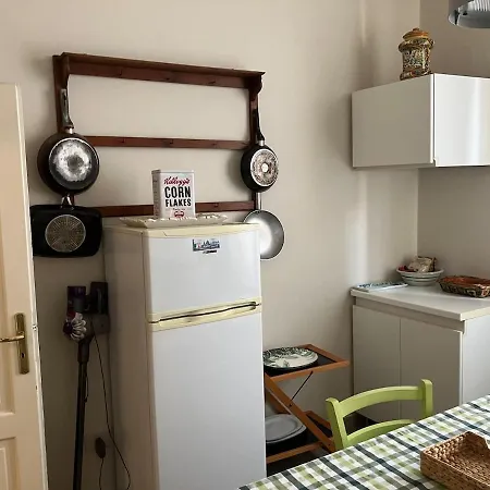 Giotto, In The Heart Of Appartement